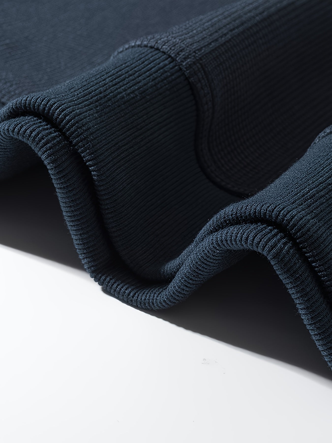 Sudadera Cuello Redondo con Bloques de Color — Viaestilo