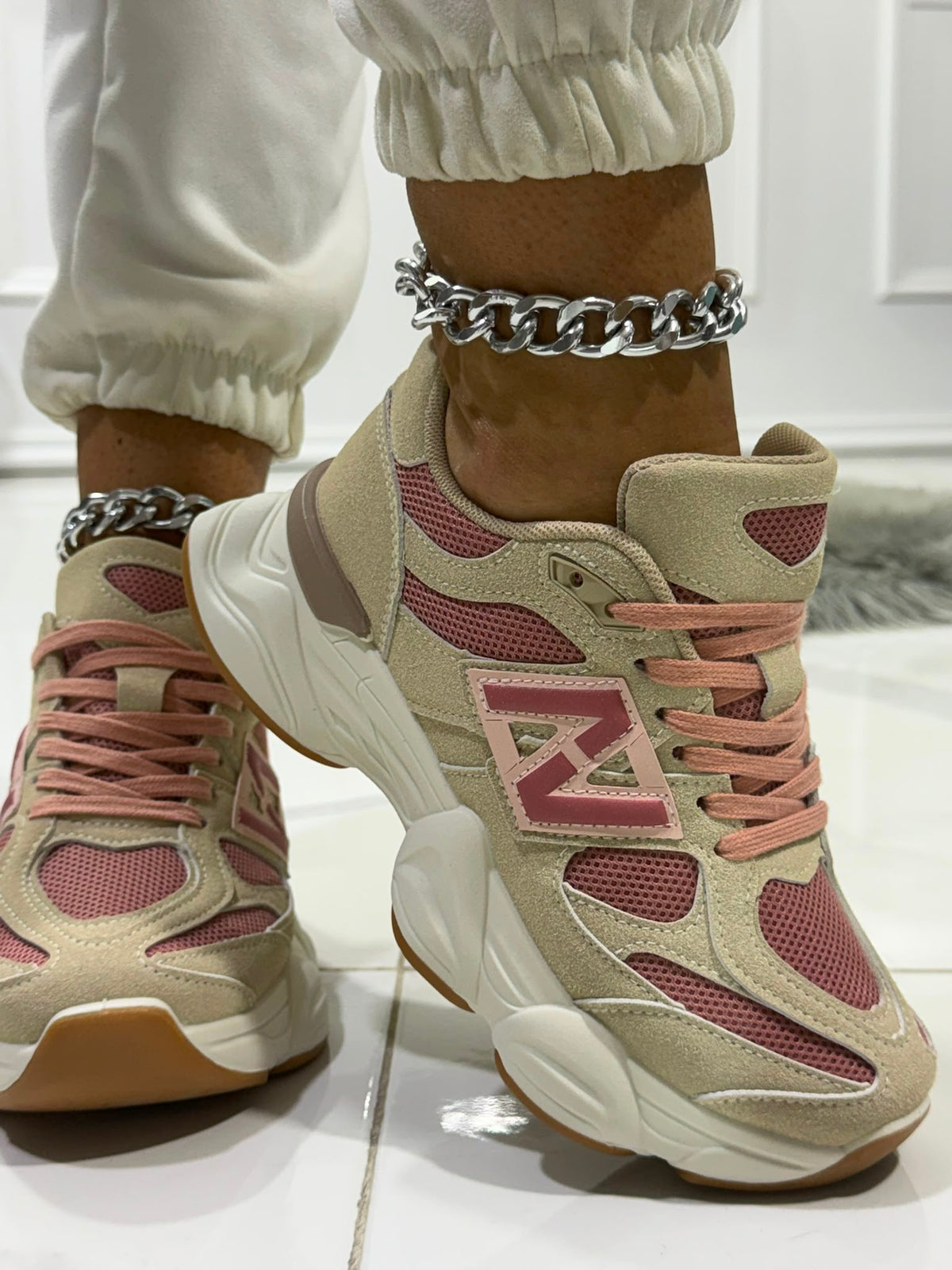 Tenis Vienna Rosa con Suela Plataforma — Viaestilo