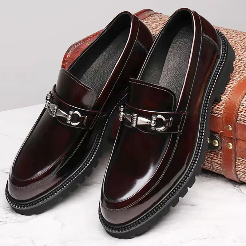 Mocasines de Piel con Detalle de Herradura — Viaestilo