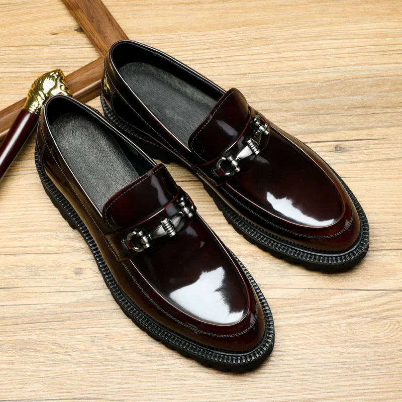 Mocasines de Piel con Detalle de Herradura — Viaestilo
