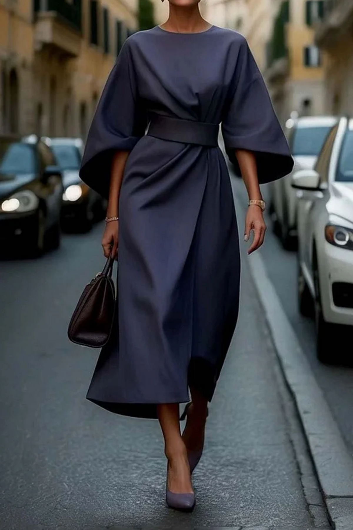 Vestido Midi con Cinturón y Manga 3/4 Acampanada — Viaestilo