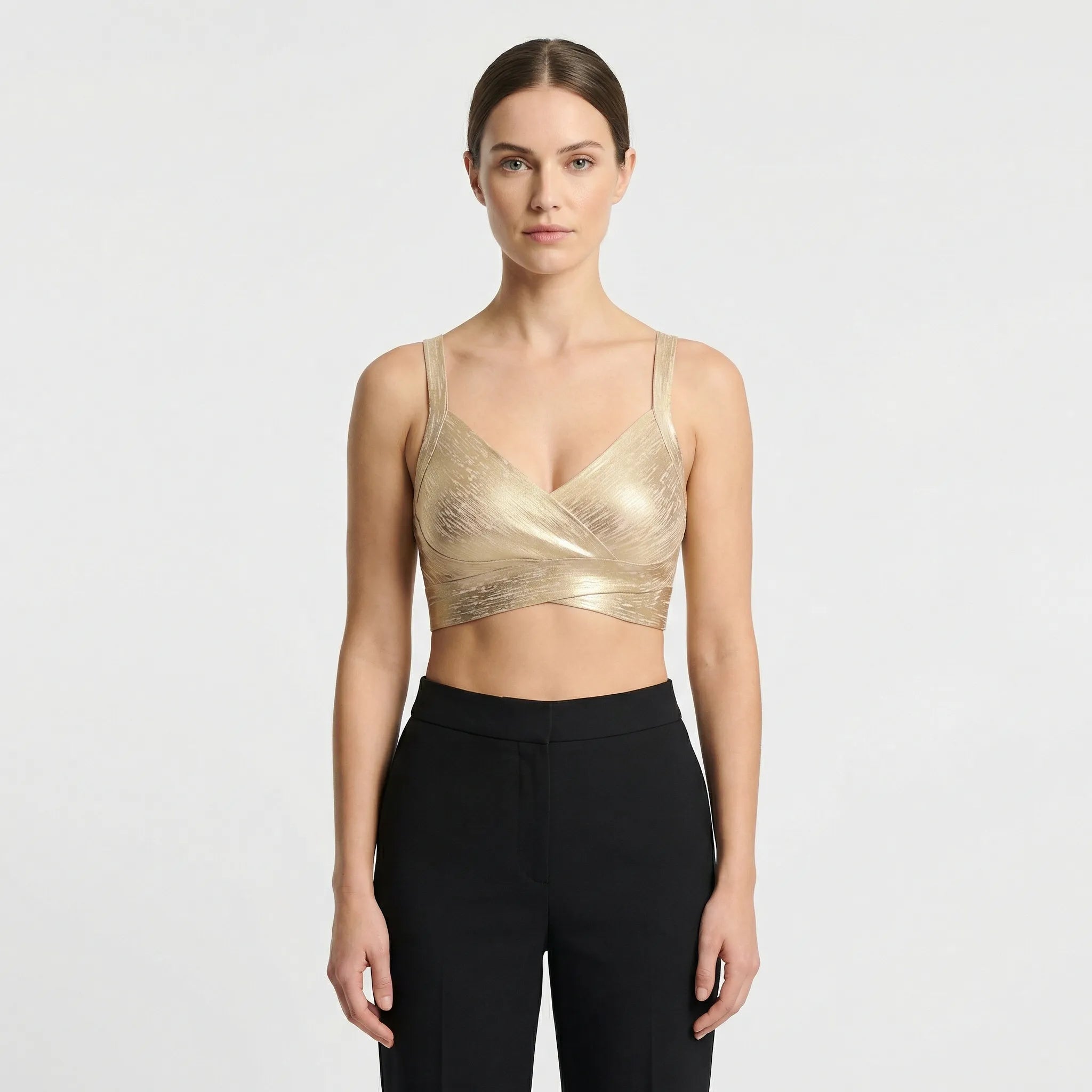 Top Crop Metálico Cruzado con Tirantes — Viaestilo