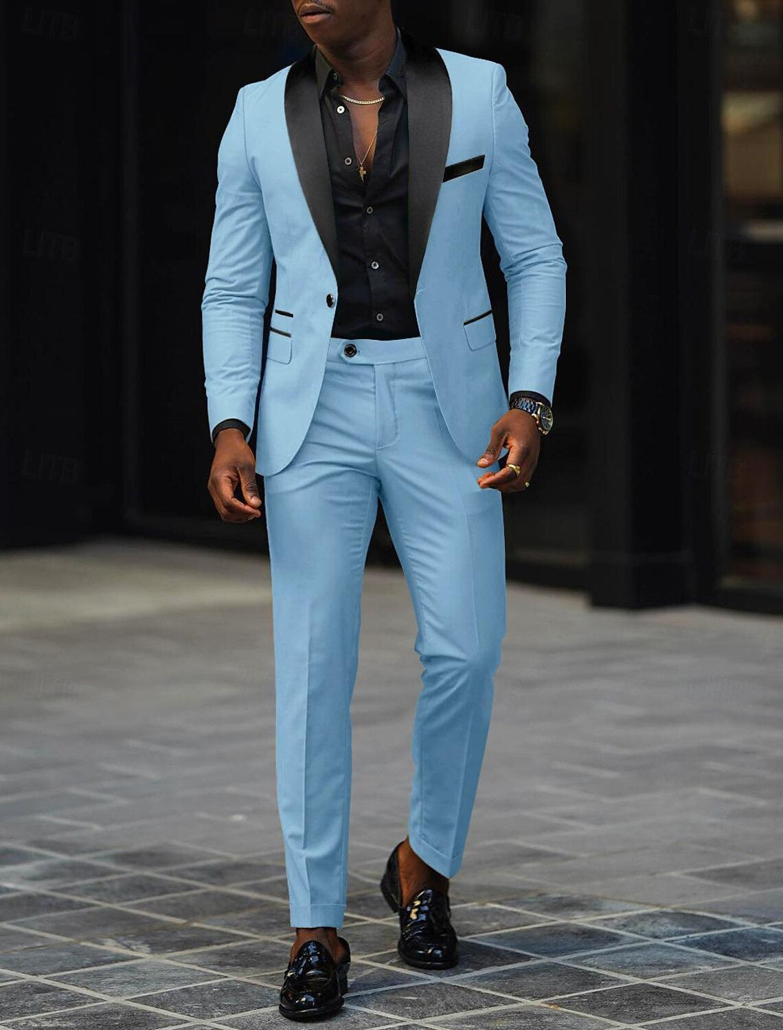 Traje Dos Piezas con Solapa Chal Corte Slim — Viaestilo