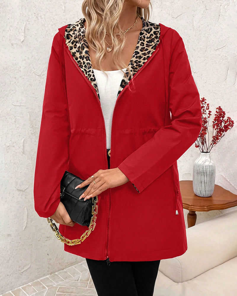 Impermeable Reversible con Capucha y Estampado Animal — Viaestilo