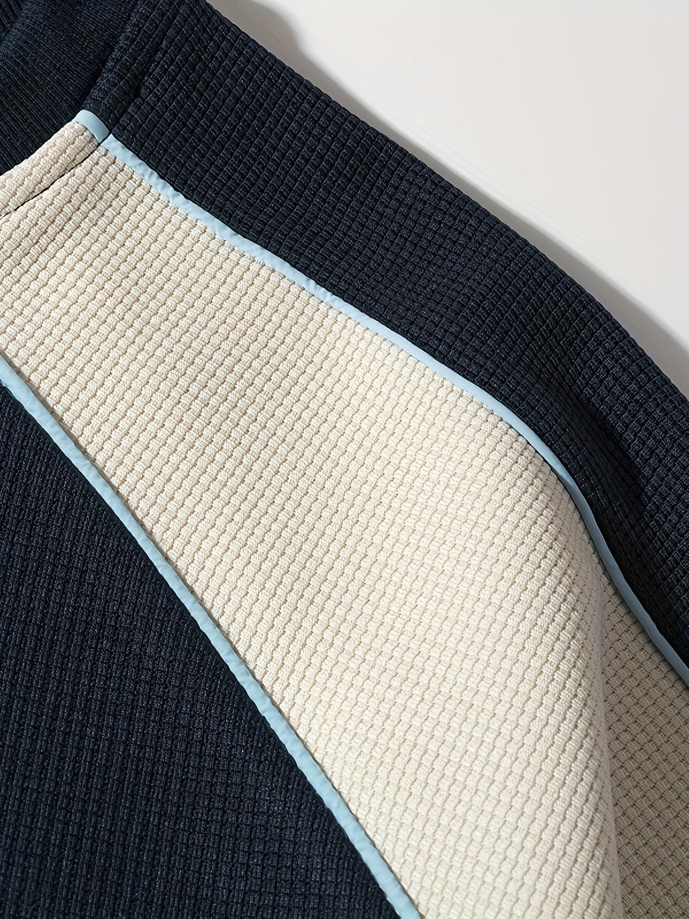 Sudadera Cuello Redondo con Bloques de Color — Viaestilo