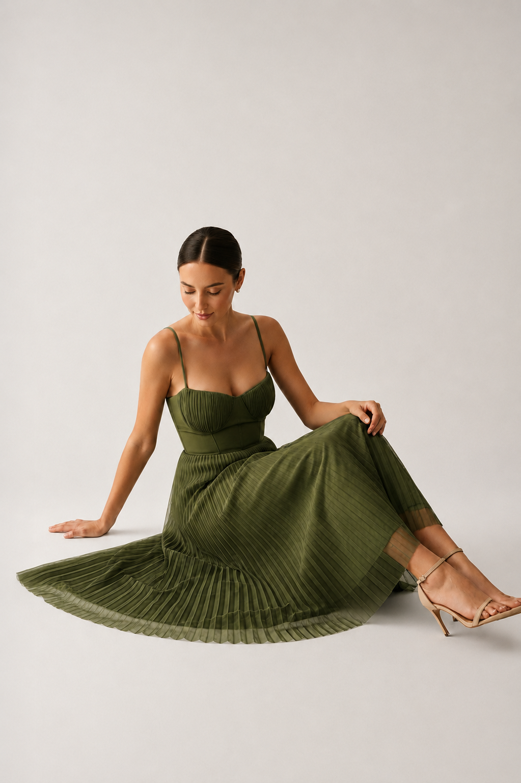 Vestido Midi Tamara con Corsé Estructurado — Viaestilo