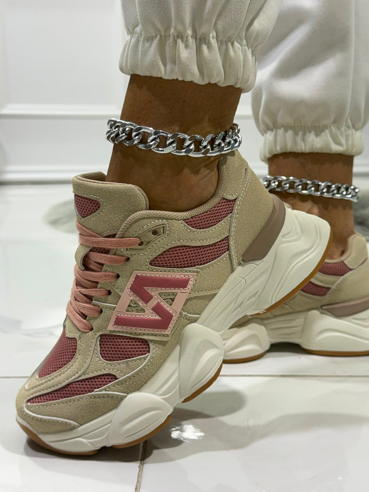 Tenis Vienna Rosa con Suela Plataforma — Viaestilo