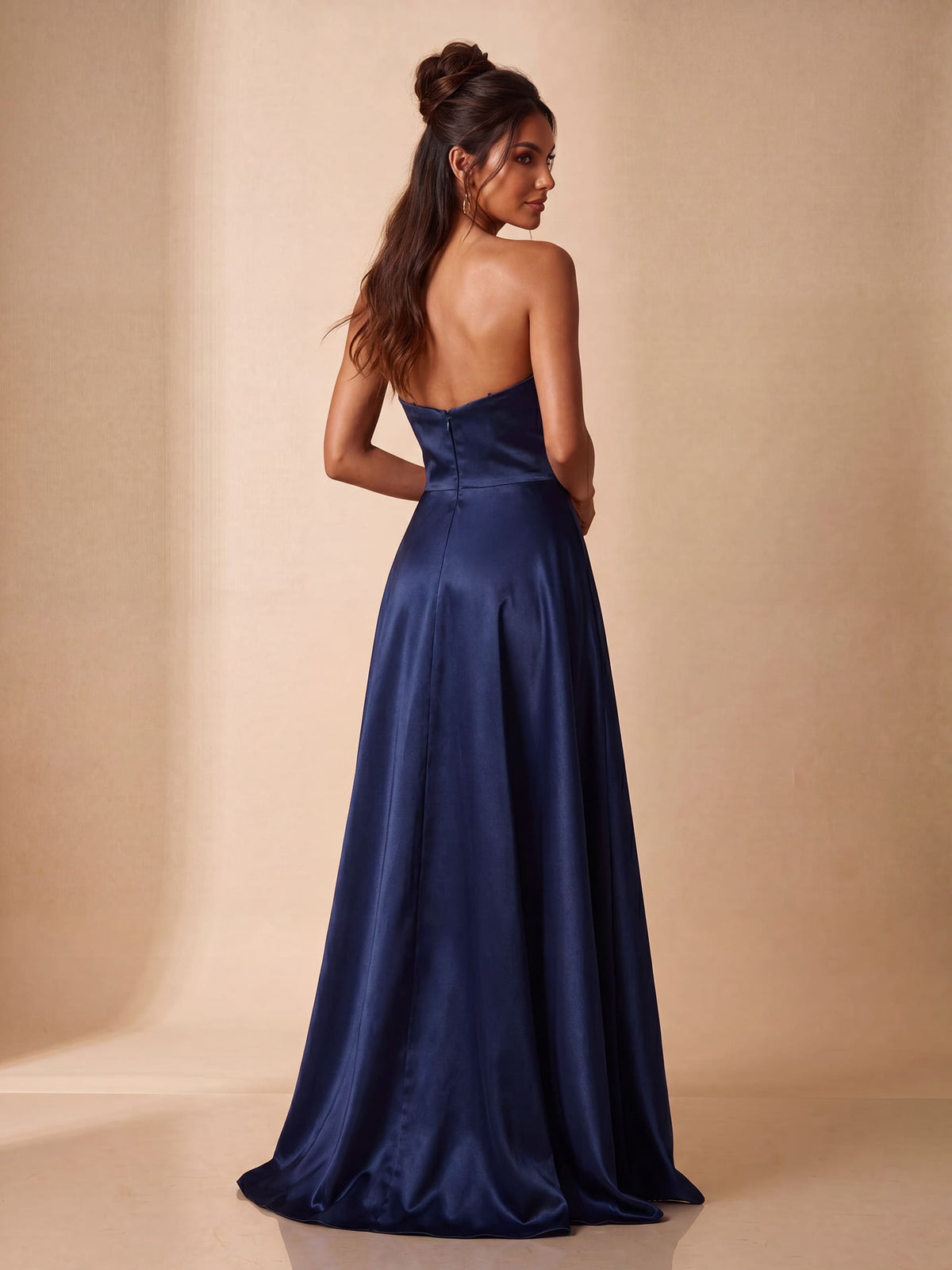 Vestido Largo Mezzaluna de Gala con Corsé Drapeado — Viaestilo