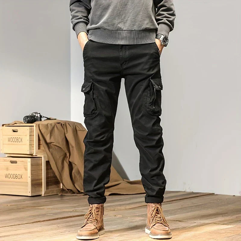 Pantalón Cargo Jogger Slim con Bolsas Múltiples — Viaestilo