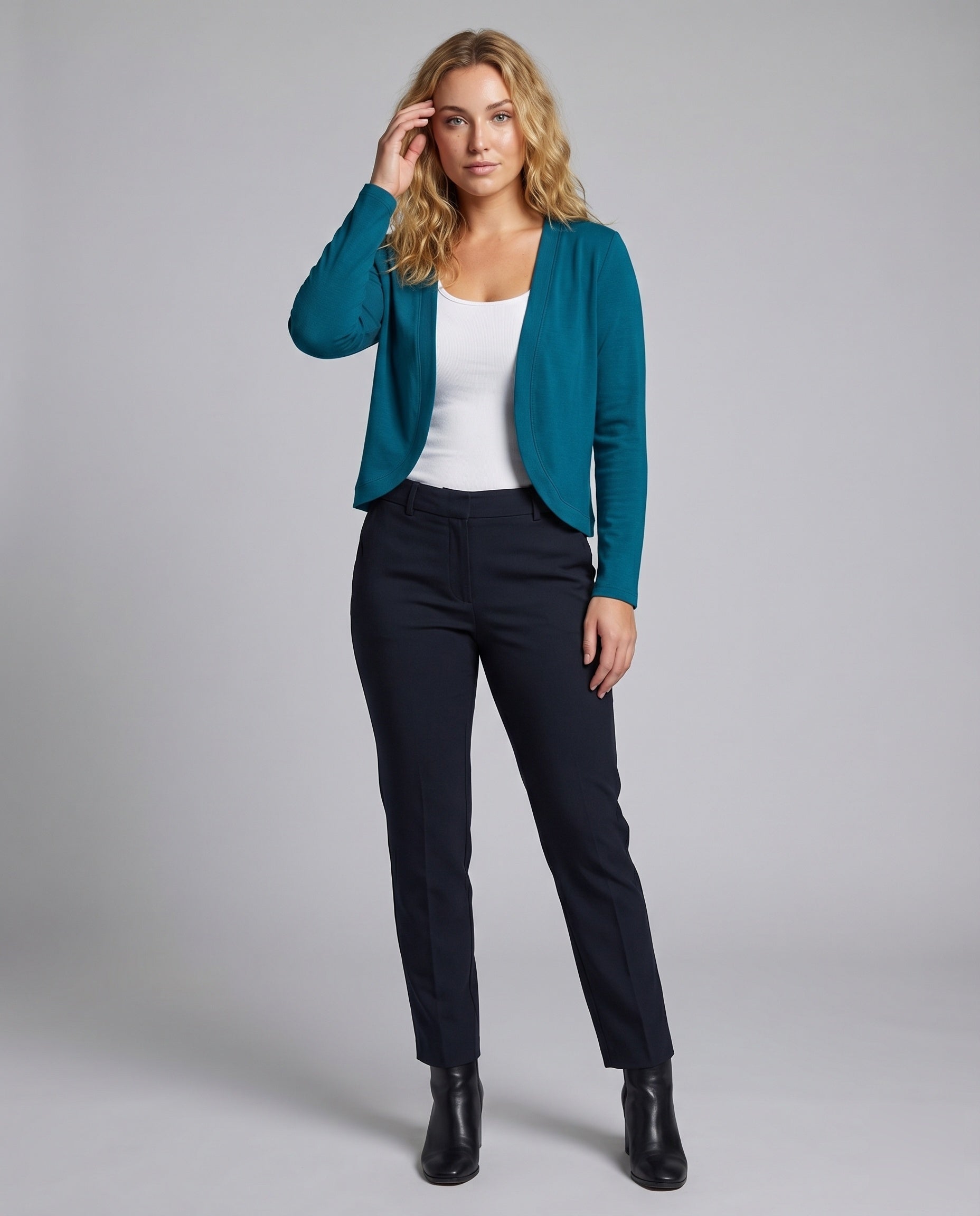 Saco Bolero con Solapa Chal y Corte Entallado — Viaestilo