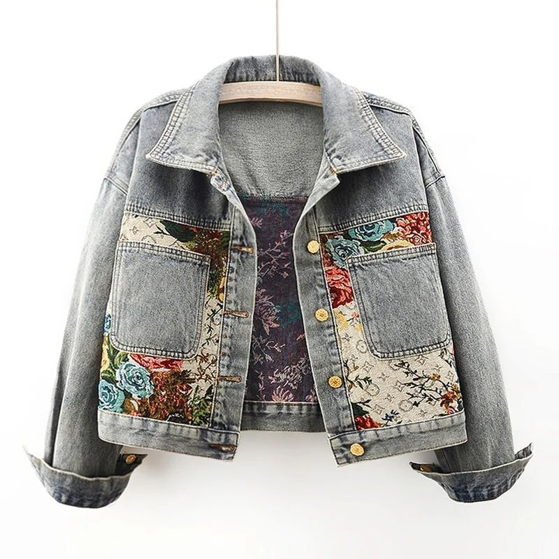 Chamarra de Mezclilla Crop con Parches Florales — Viaestilo
