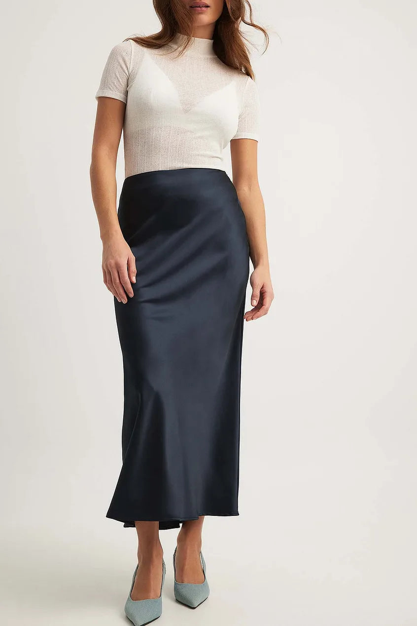Falda Midi de Satín Corte Bies Cintura Alta — Viaestilo