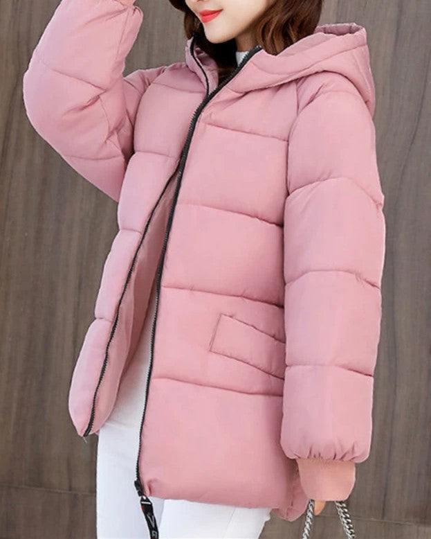 Abrigo Acolchado Oversize con Capucha — Viaestilo