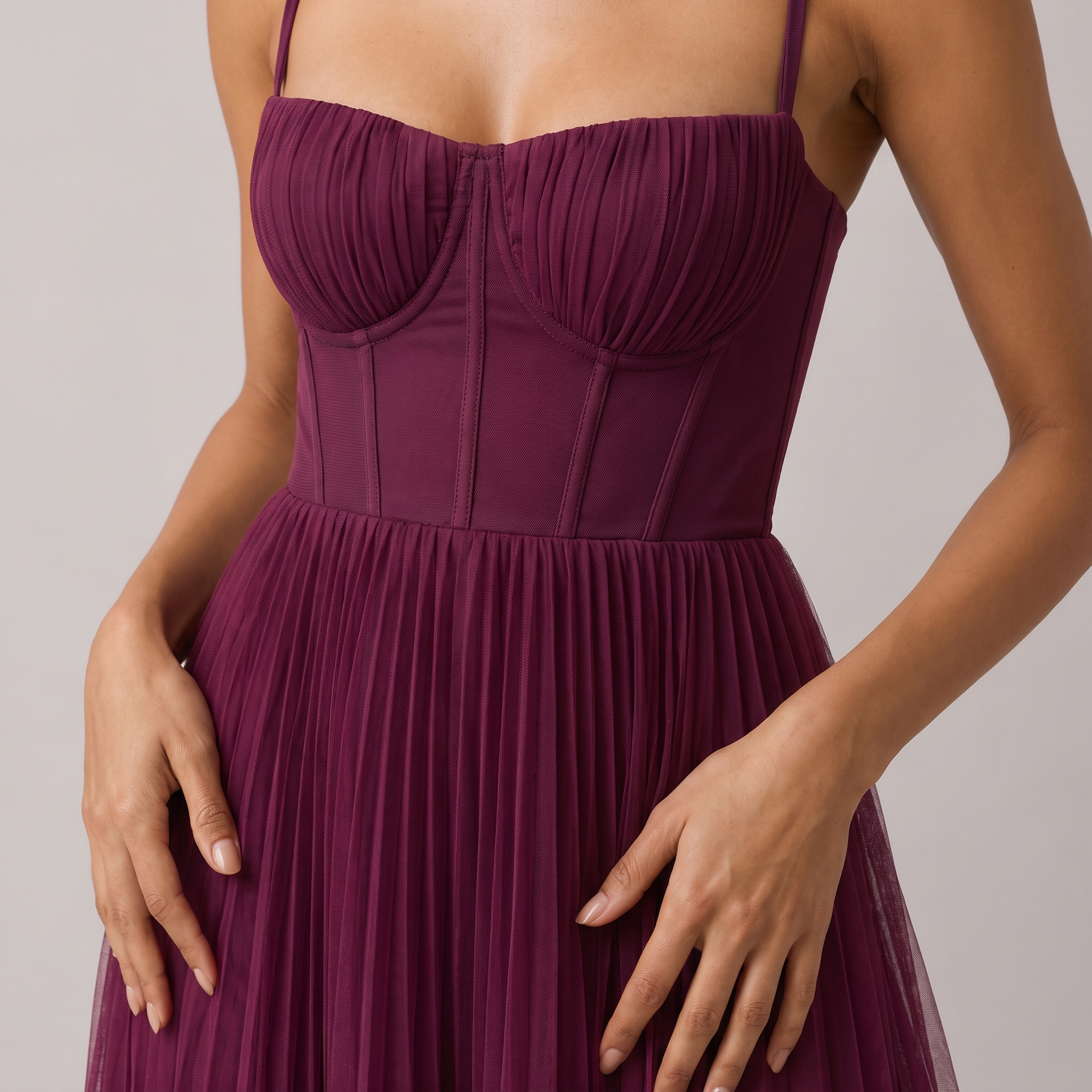 Vestido Midi Tamara con Corsé Estructurado — Viaestilo