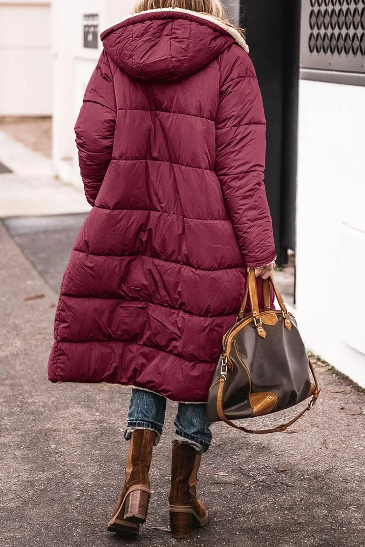 Abrigo Largo Sherpa con Capucha y Forro Polar — Viaestilo